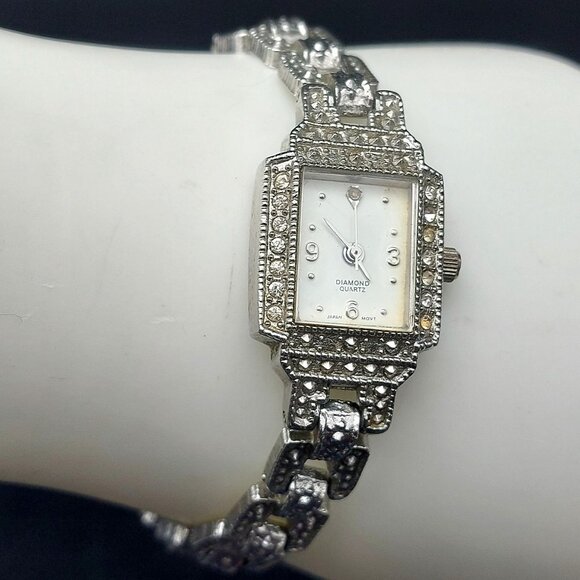 Vintage Women’s Diamond Quartz Watch Japan Movt Rectangular Bezel Crystals - Picture 4 of 9
